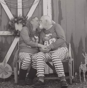 Meet your Posher, Joanie